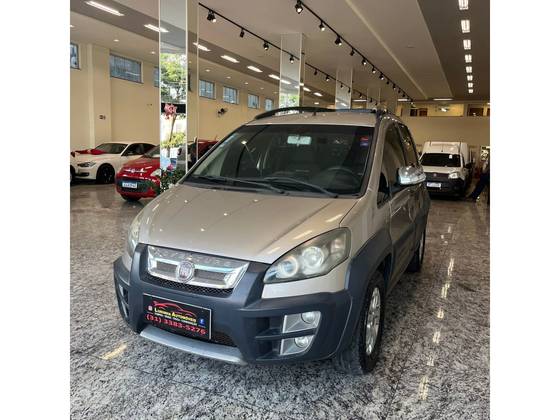 FIAT IDEA 1.8 MPI ADVENTURE 16V FLEX 4P MANUAL FIAT IDEA 1.8 MPI ADVENTURE 16V FLEX 4P MANUAL